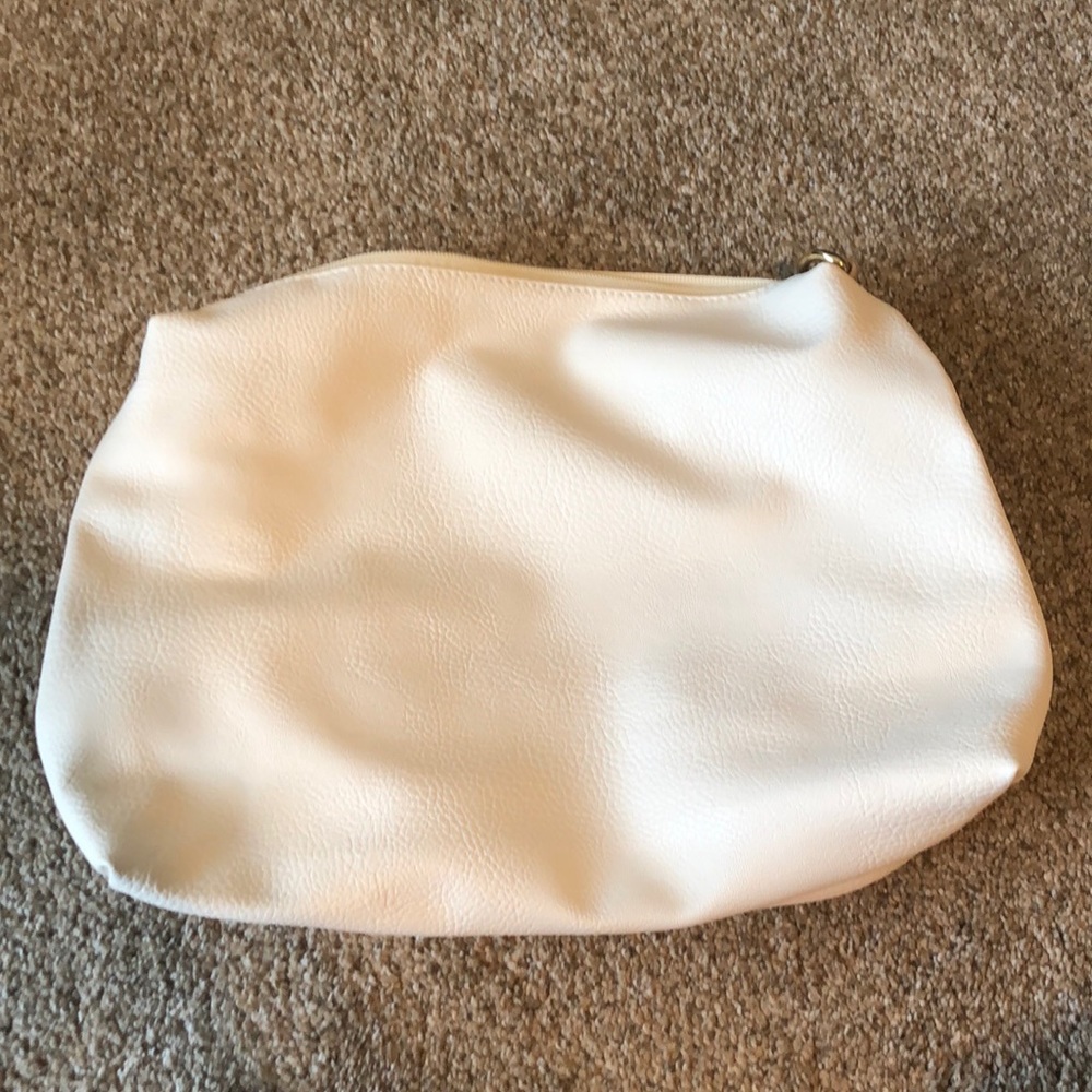 Cream Tote With Removeable Insert And Wristlet - image 7